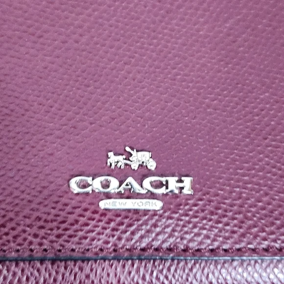COACH F54007 Burgundy Wine Accordian Zip Leather Wallet - Picture 4 of 6